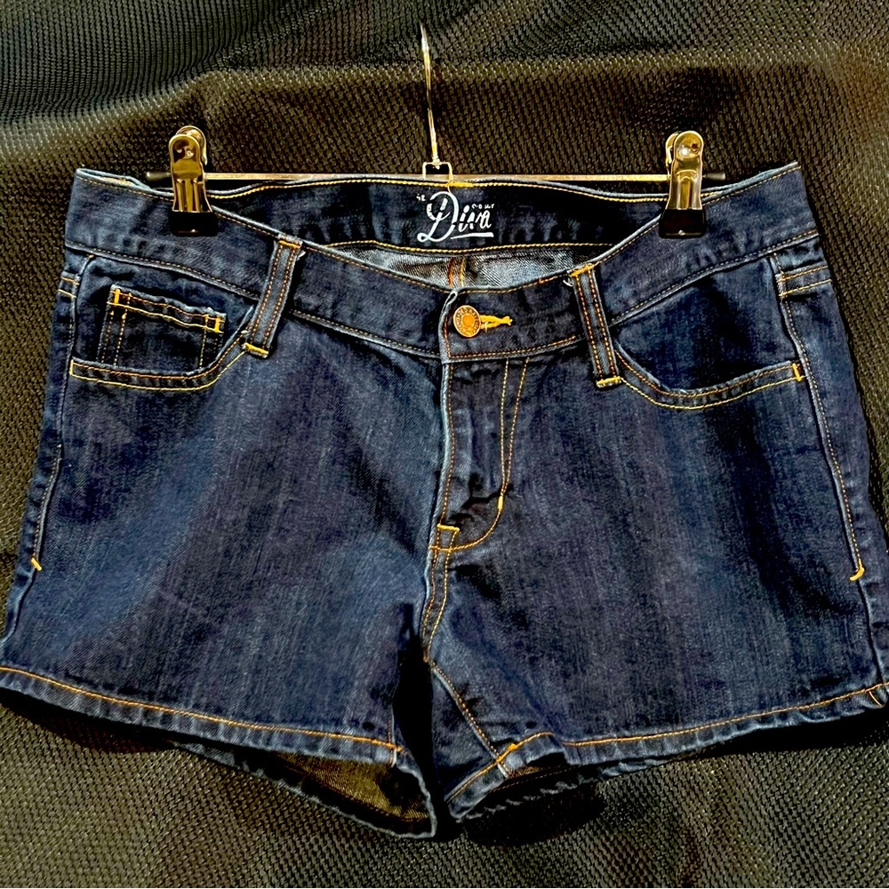 Old Navy Diva Denim Shorts size 6